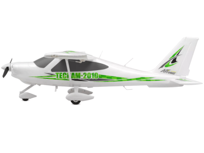 Arrows Tecnam-2010 PNP mit Vector Steuerungsystem