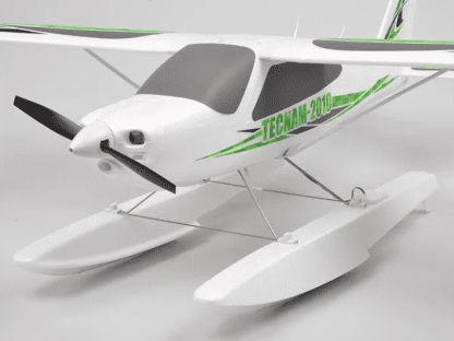 Arrows Tecnam-2010 PNP mit Schwimmer und Vector Steuerungsystem